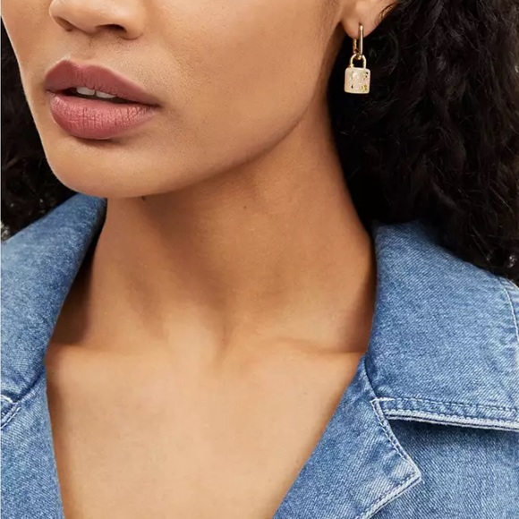 Coach Resin Padlock And Key Mismatch Earrings nwt ! - Picture 2 of 4